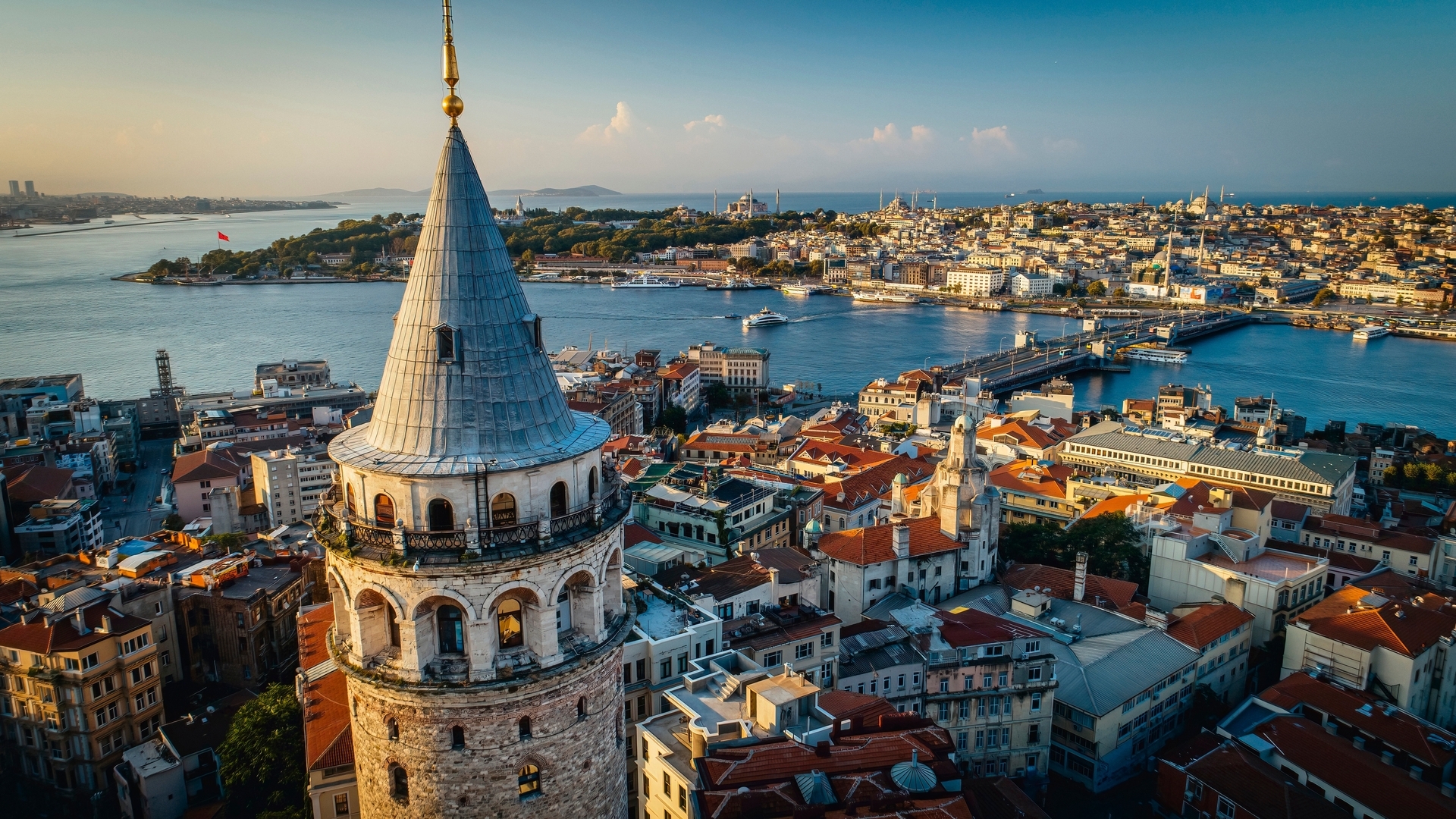 Vista aérea de la Torre de Gálata en Estambul, Turquía