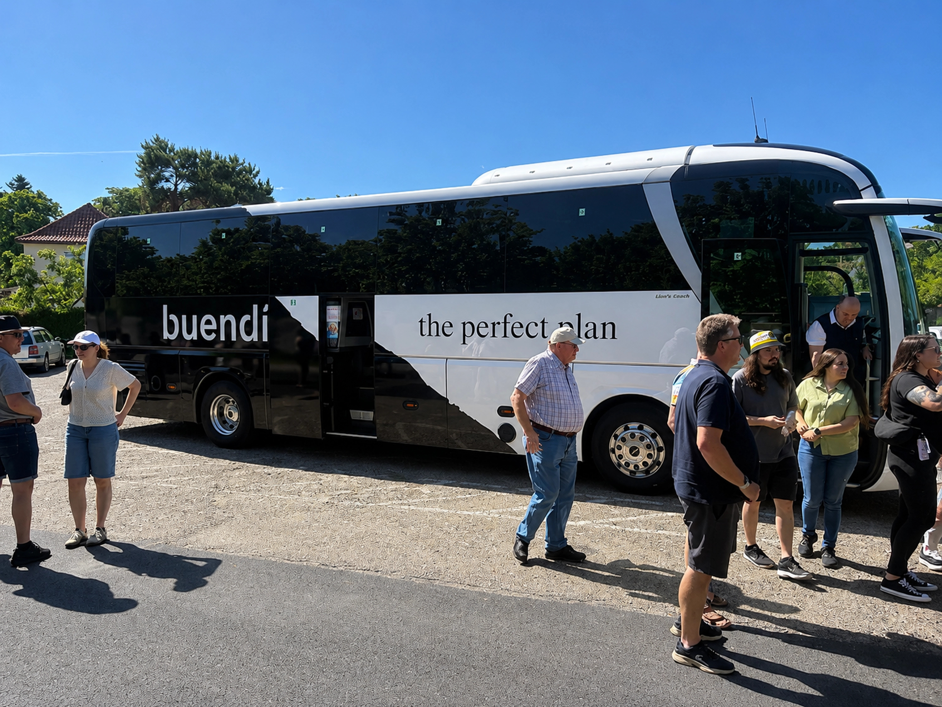 Autobús de buendía en excursión organizada desde Praga