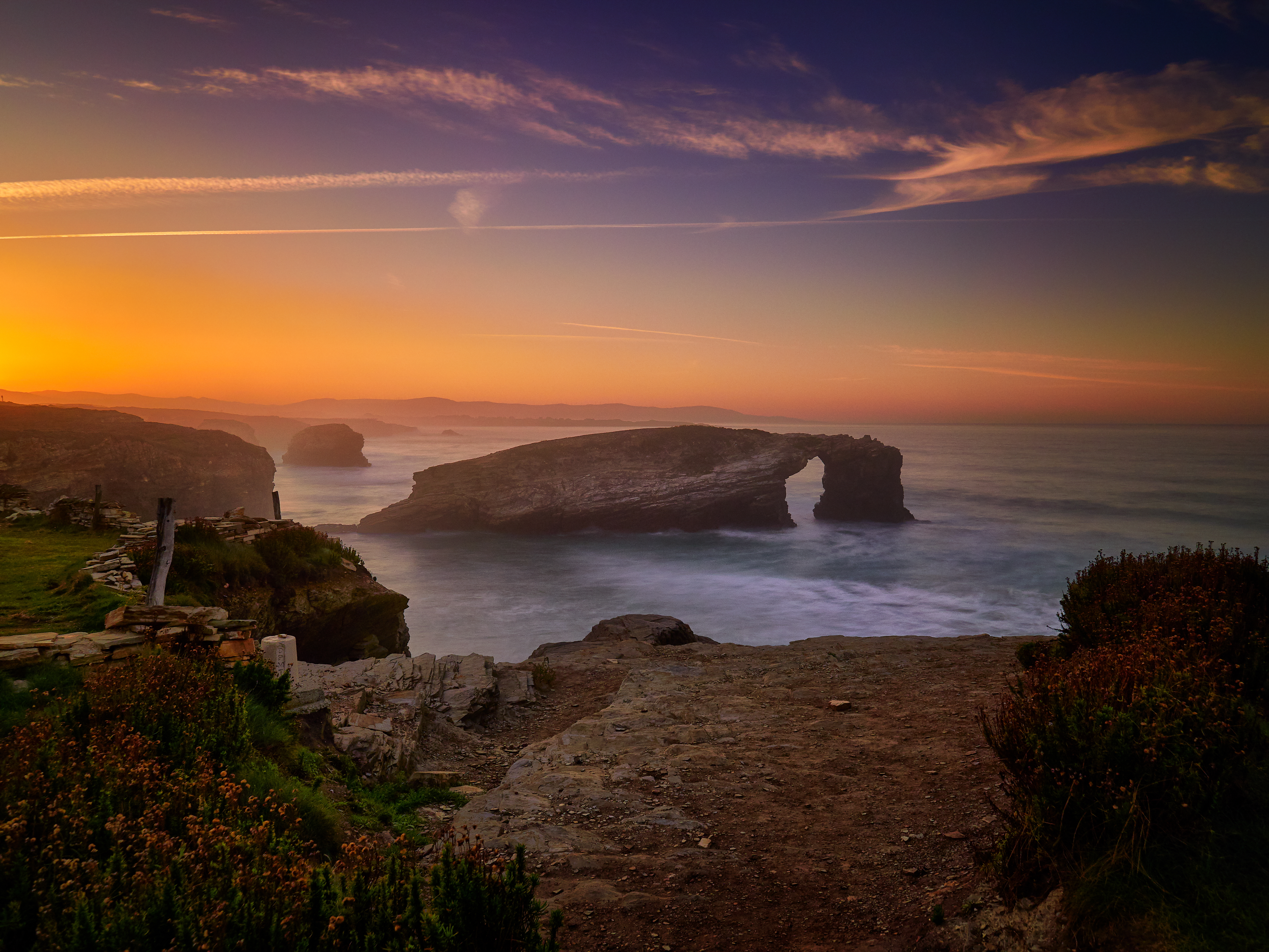 playa de las catedrales atardecer