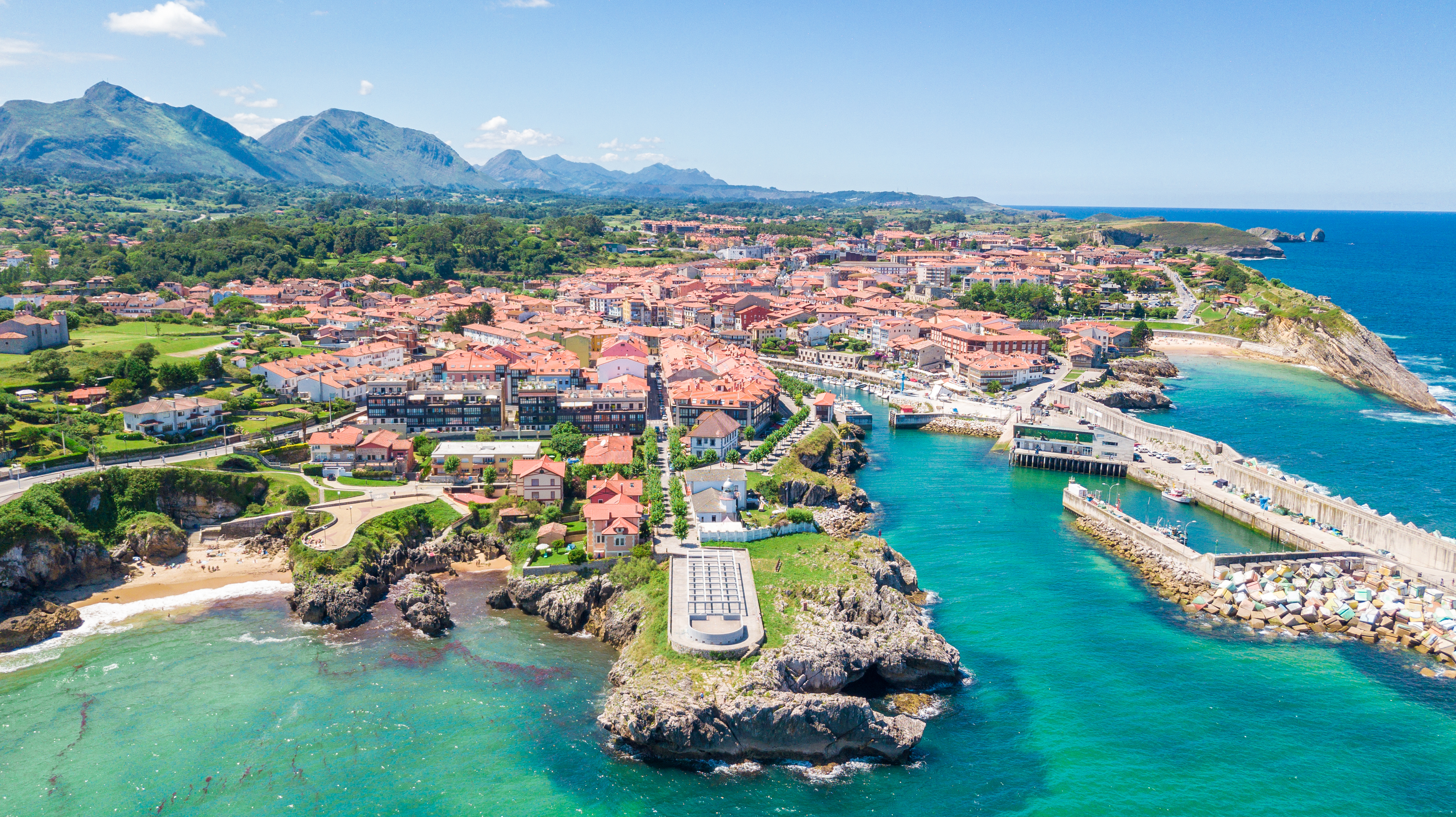 Llanes aérea 2