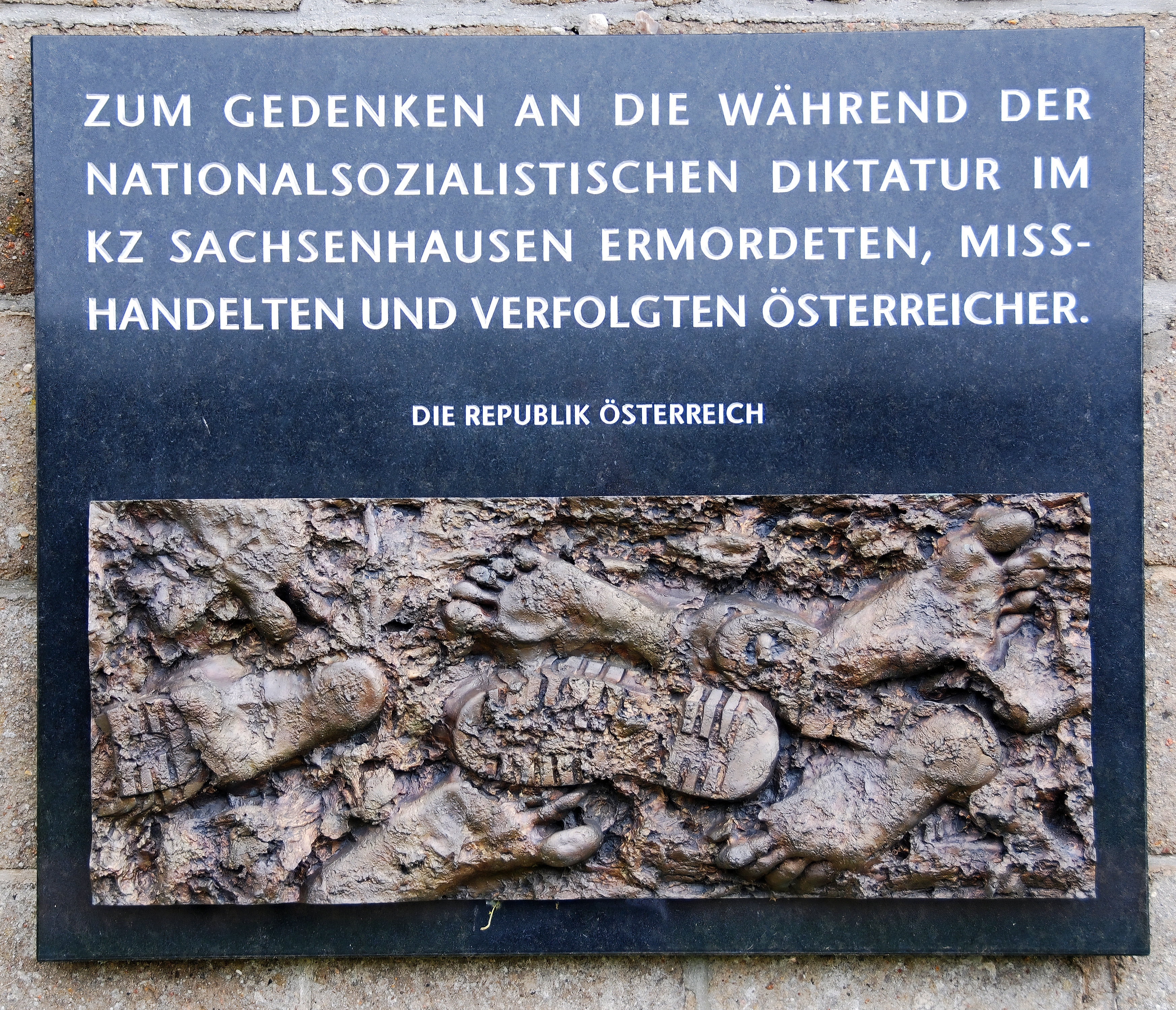 placa conmemorativa sachsenhausen
