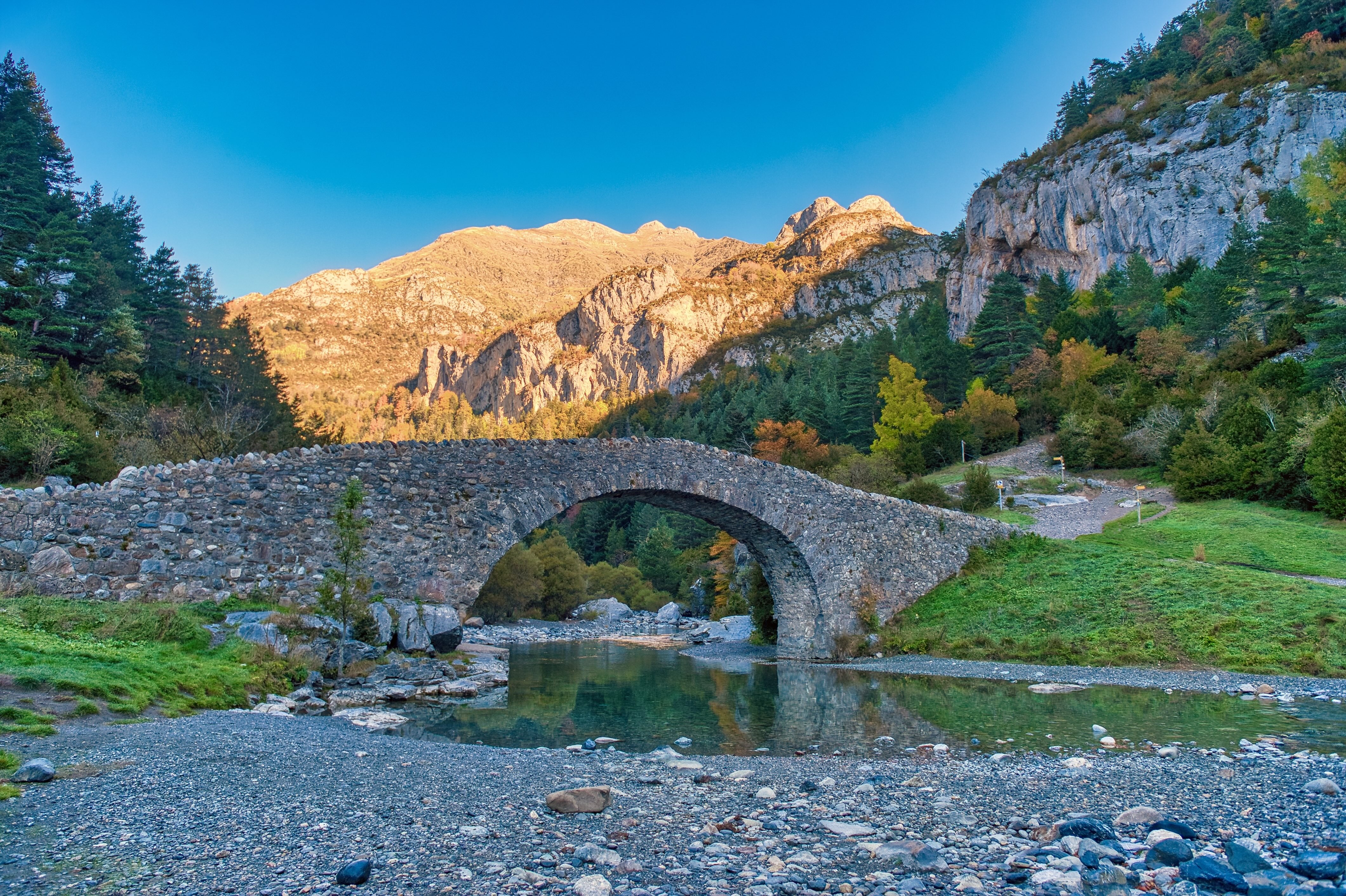 puente en Bujaruelo
