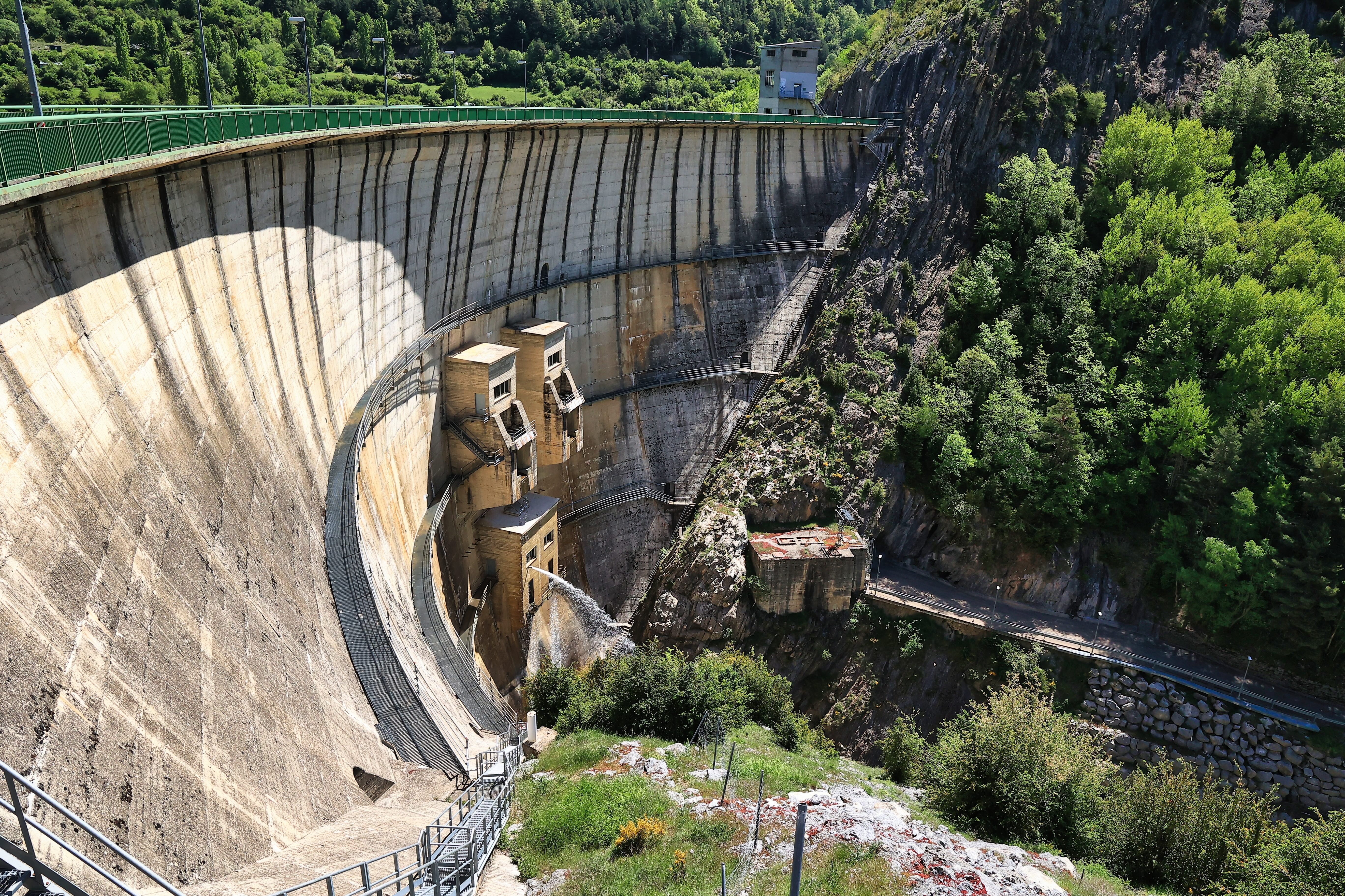 embalse de la Sarra