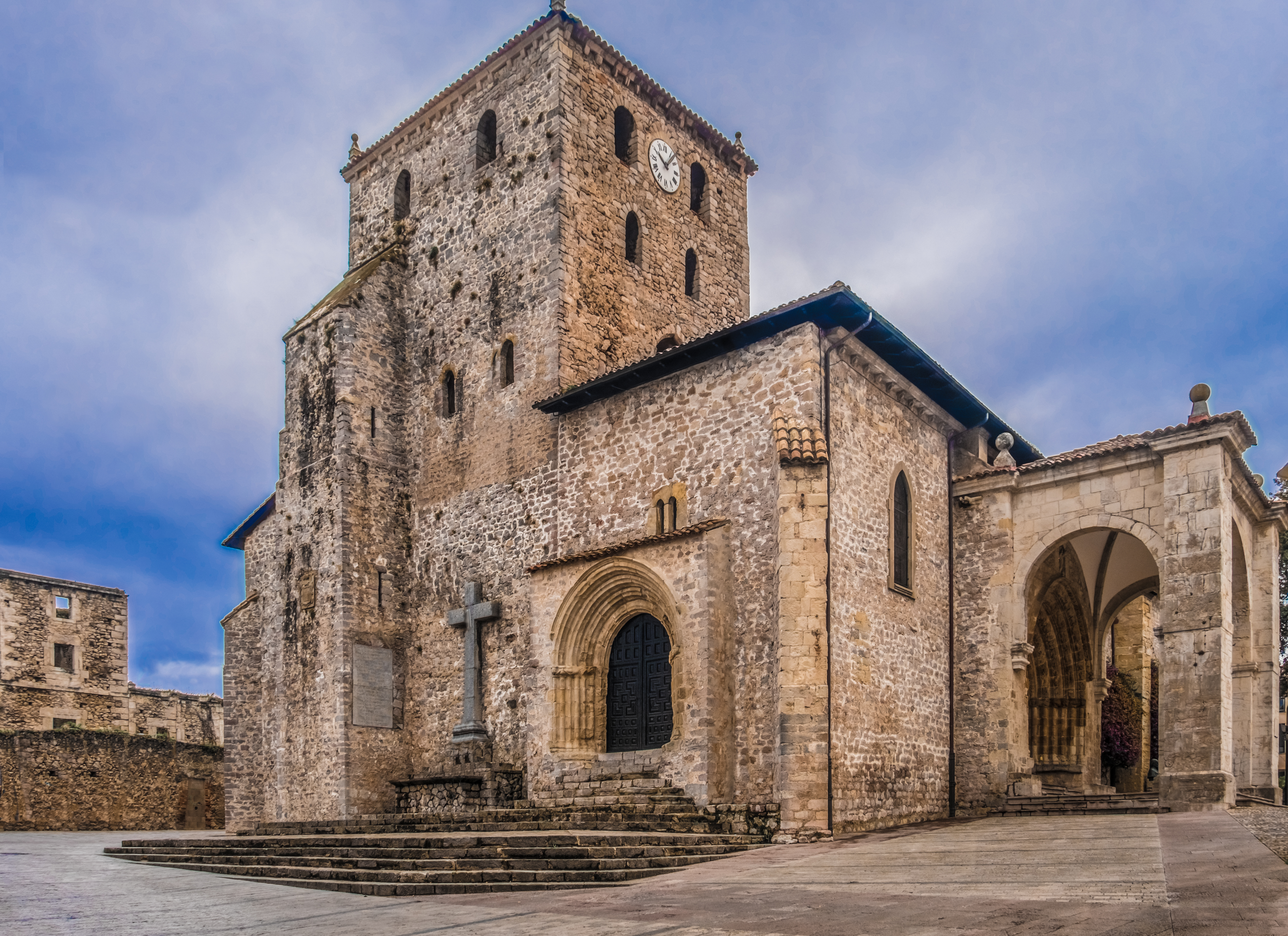 basílica Llanes