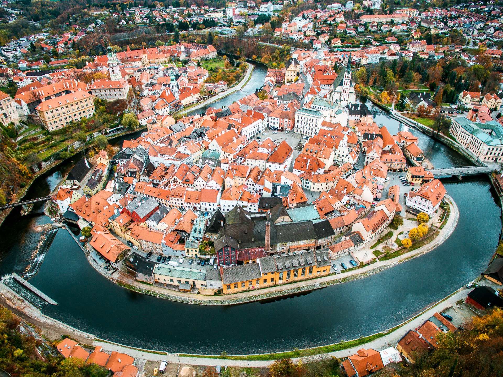 Vista aérea del casco antiguo de Cesky Krumlov