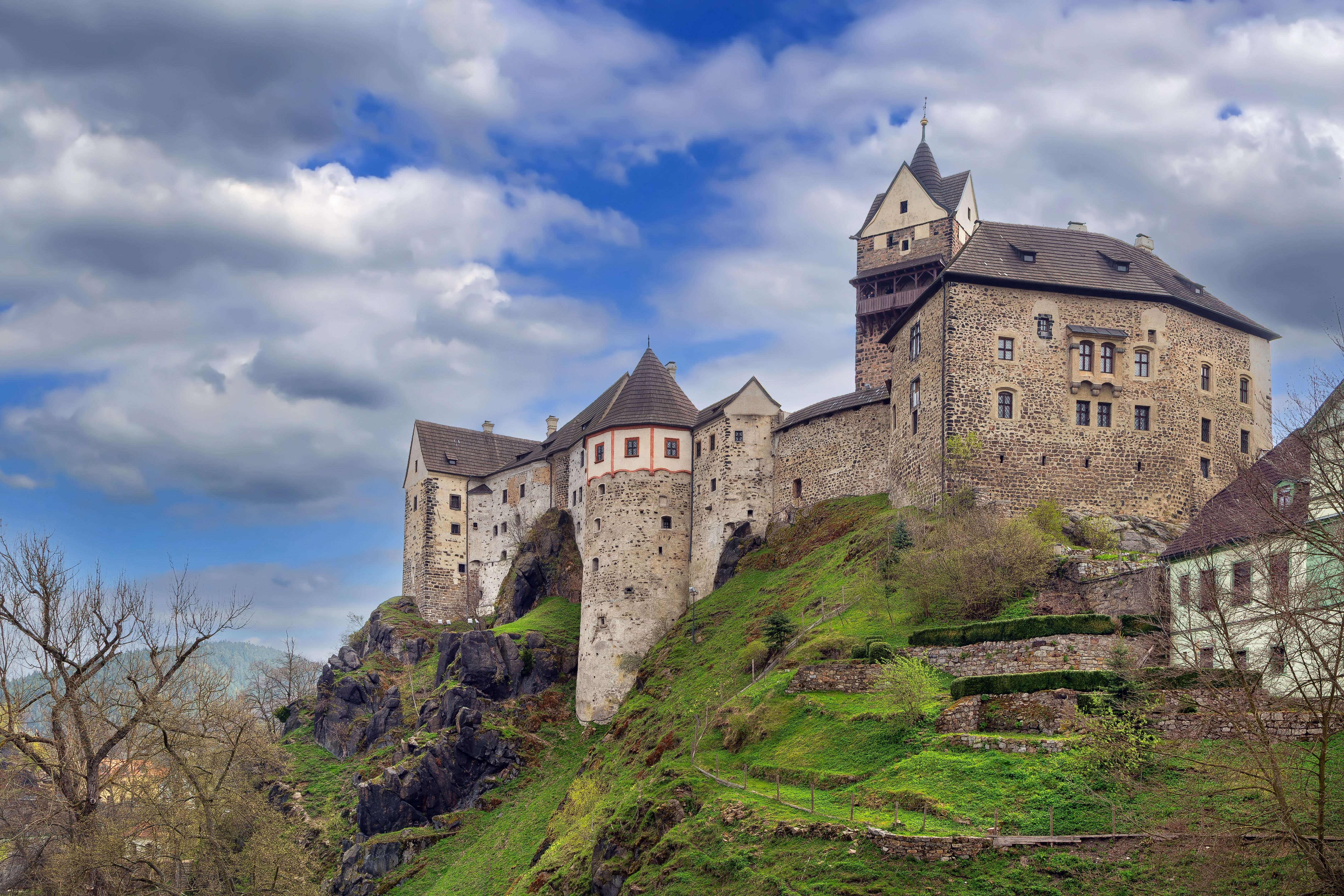 vista castillo de loket