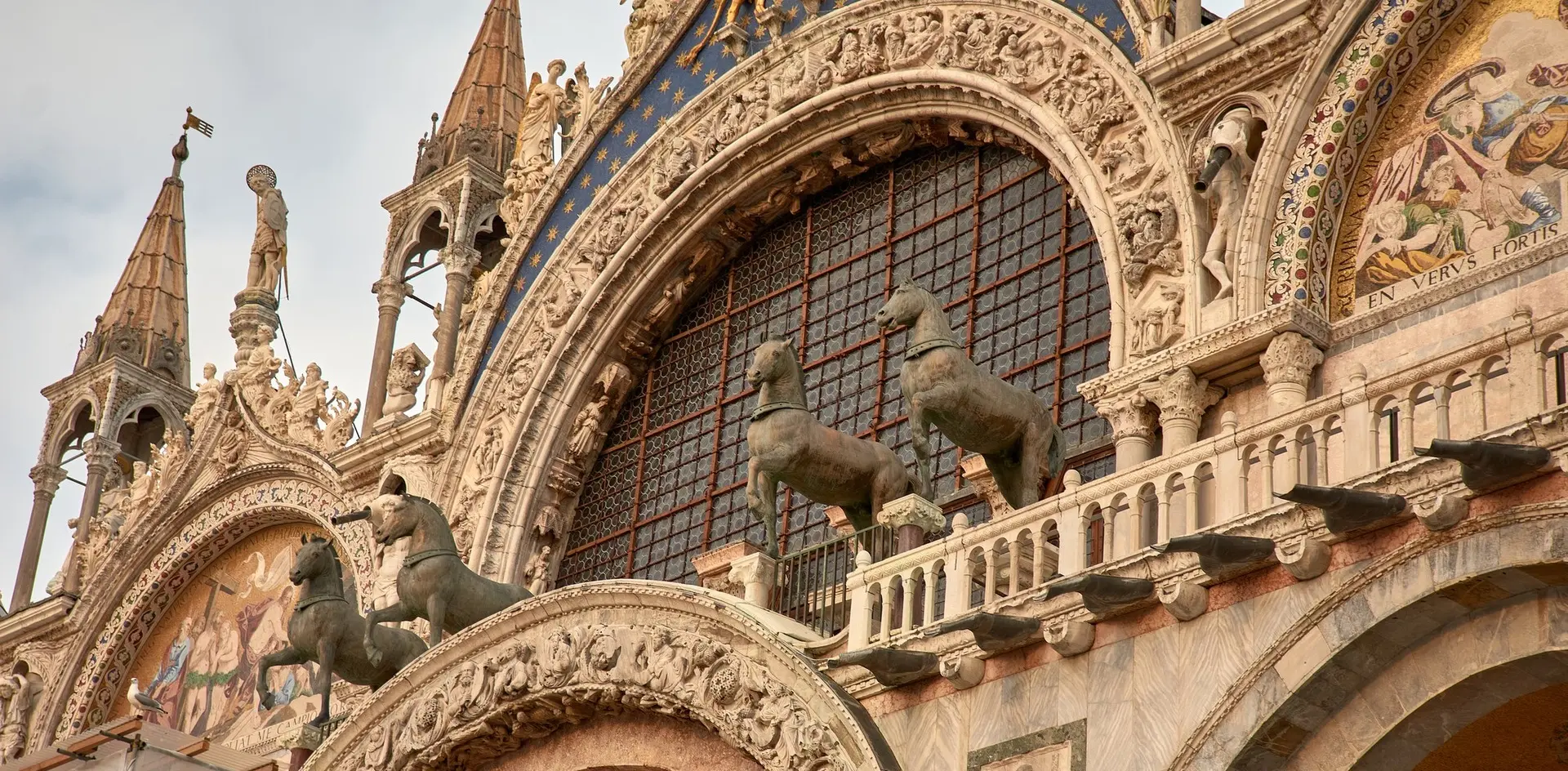 Esculturas Caballos de San Marcos