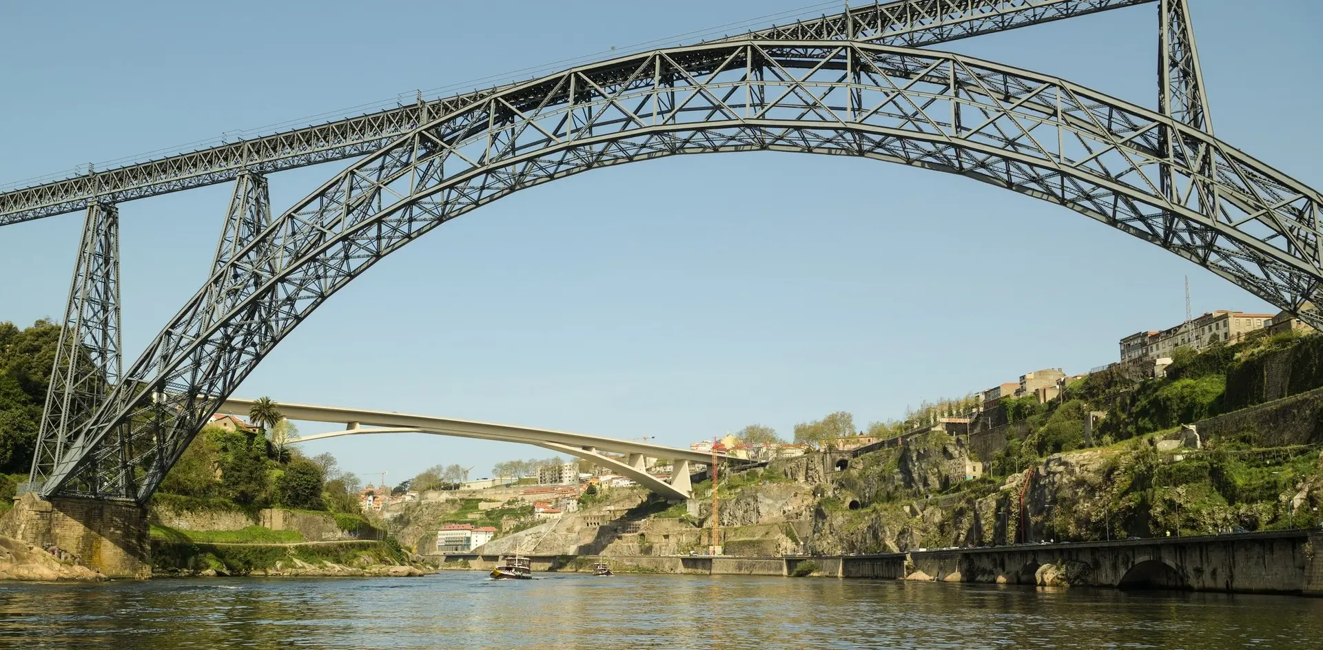 Puente María Pía Oporto