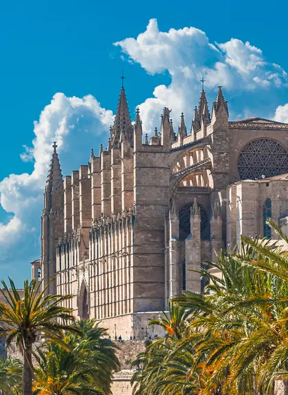 Catedral de Palma de Mallorca - Visita guiada a la Catedral de Palma - Excursiones y Actividades en Palma de Mallorca - Buendía