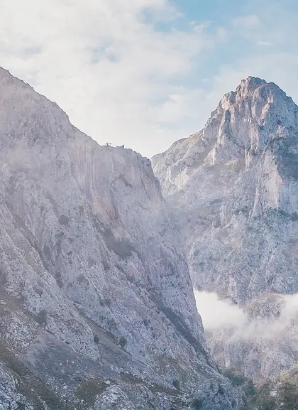 Vistas a Picos de Europa durante una excursión en 4x4 con BuendíaTours