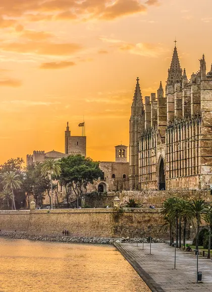 Catedral de Palma - Free tour Palma de Mallorca Imprescindible - Excursiones y Actividades en Palma de Mallorca - Buendía