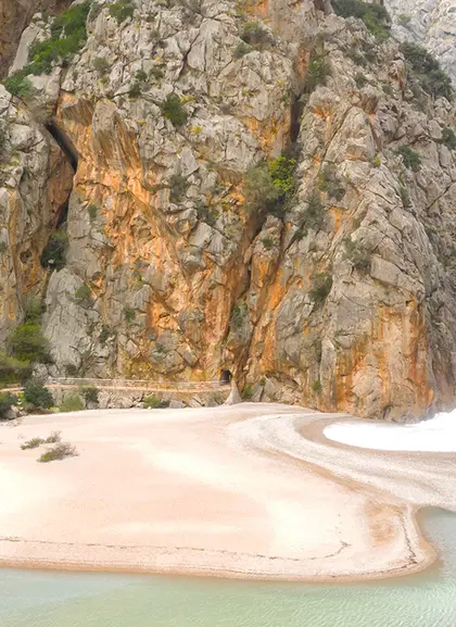 Torrent de Pareis -  Racons de Tramuntana: Valldemossa, Sa Calobra y barco a Puerto de Sóller - Actividades y Excursiones Buendía Tours Mallorca, Islas Baleares