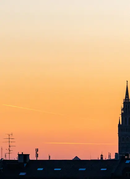 Monumentos de Múnich a contra luz al atardecer - Visita Guiada Múnich Esencial - Actividades y Excursiones Buendía Baviera, Alemania