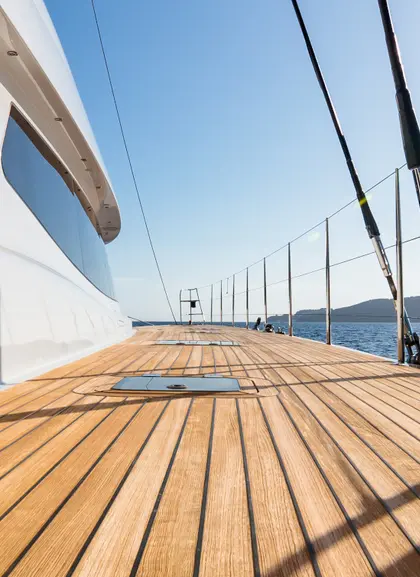 Excursión en Barco en la Costa Blanca - Paseo en Catamarán por la Bahía de Altea - Actividades y Excursiones Buendía Tours Comunidad Valenciana