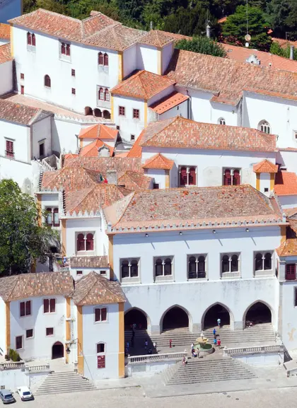 Panorámica Palacio Nacional de Sintra - Entradas para el Palacio Nacional de Sintra Sin Colas - Actividades y Excursiones en Sintra - Buendía
