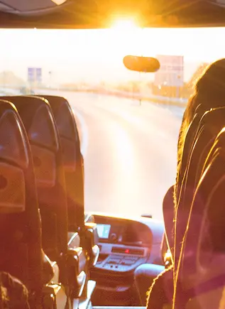 Viajeros en autobús - Transfer desde el Aeropuerto de Múnich hasta el centro Múnich - Excursiones y Actividades en Múnich - Buendía