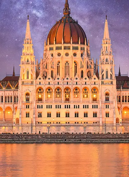 Parlamento Húngaro - Free Tour Misterios y Leyendas de Budapest - Excursiones y Visitas guiadas Buendía Hungría