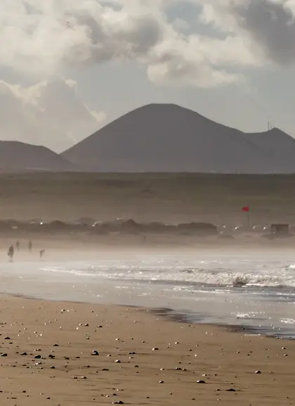 Clase privada de surf en la Playa de Famara