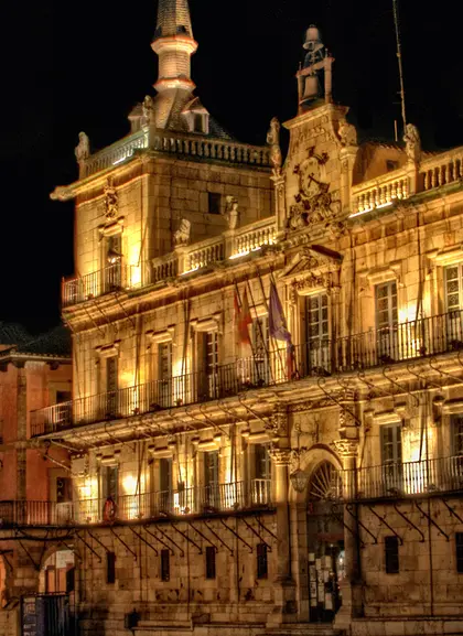 Tour de los misterios y leyendas de León