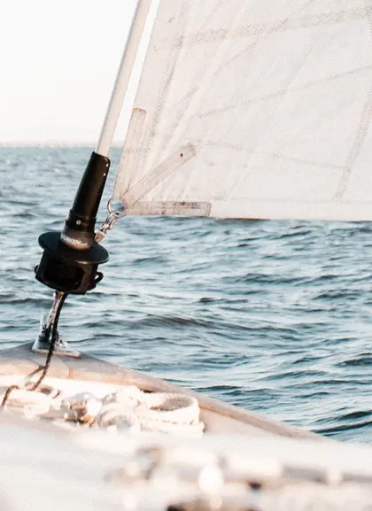 Excursión en velero día entero en Fornells