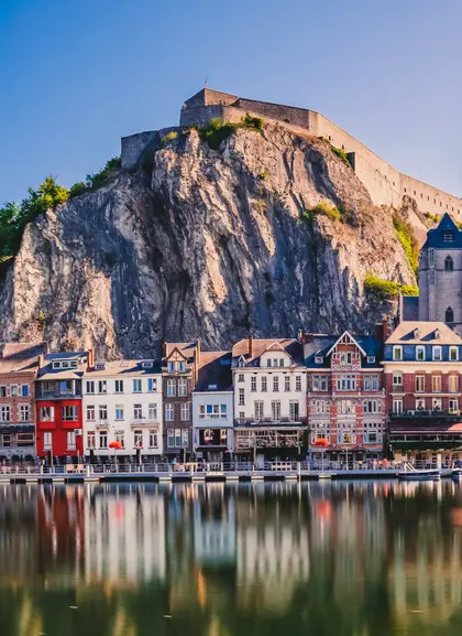 Excursión a Dinant y Namur en tren desde Bruselas