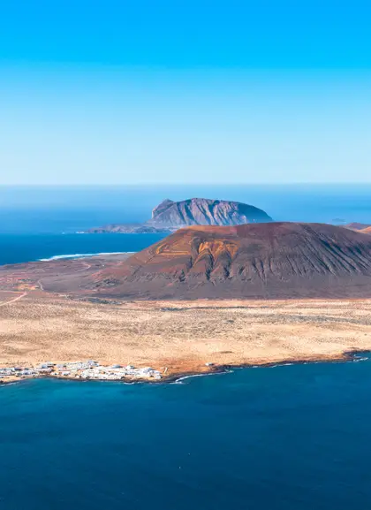 Excursión en Catamarán a la Isla de la Graciosa