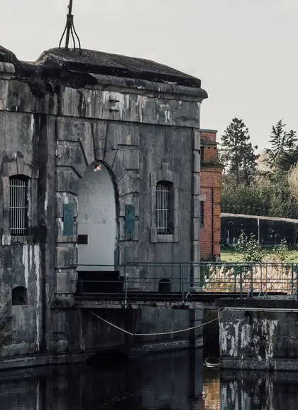 Excursión al campo de concentración Breendonk en tren