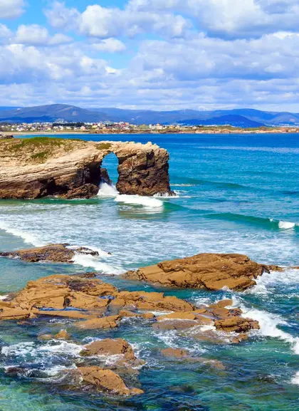 Excursión a la Playa de las Catedrales, Lugo y Ribadeo desde Santiago