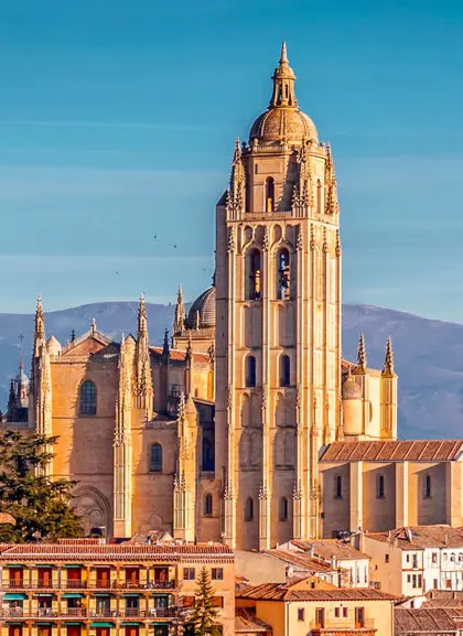 Visita guiada a la Catedral de Segovia con entrada incluida