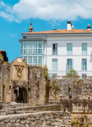 Tour a pie por Hondarribia
