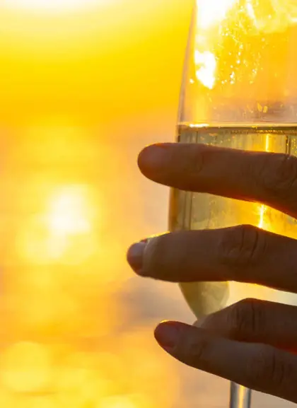 Paseo en catamarán al atardecer en Málaga