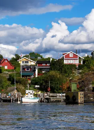 Paisaje urbano de las típicas casas noruegas.