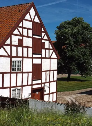 El antiguo castillo con entramado de madera de Aalborg enamora tanto a locales como a a turistas.