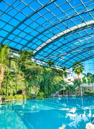 Interior de las termas de Bucarest, el complejo recreativo y del bienestar más grande de la capital rumana.