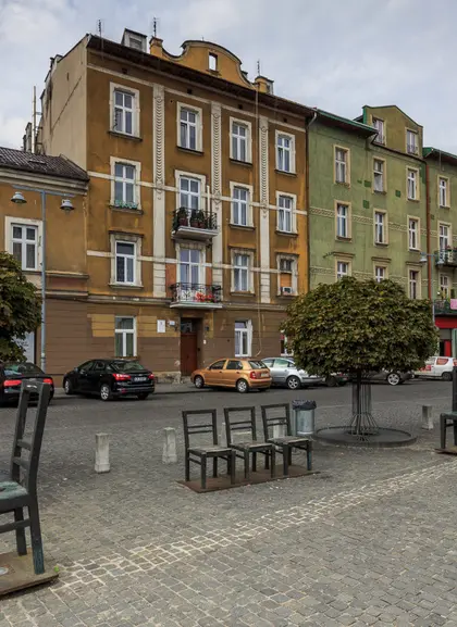 Algunas de las plazas más emblemáticas nos mostraran oscuros secretos de otros tiempos.
