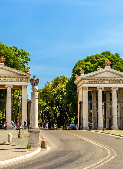 Entrada principal de la Galería Borghese, el lugar de acceso a este icónico parque.