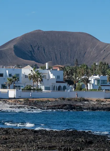 Corralejo seafront promenade.