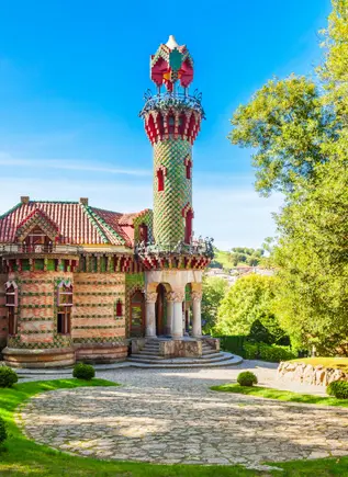 El icónico Capricho de Gaudí en Comillas, Cantabria