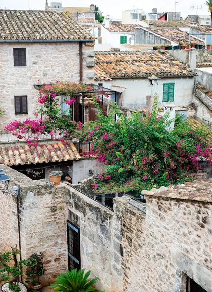 Casco antiguo de Alcudia en Mallorca