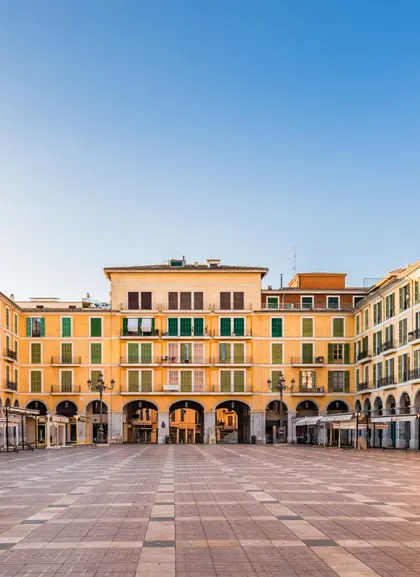 Plaza mayor de Mallorca, el corazón del casco antiguo de la ciudad.
