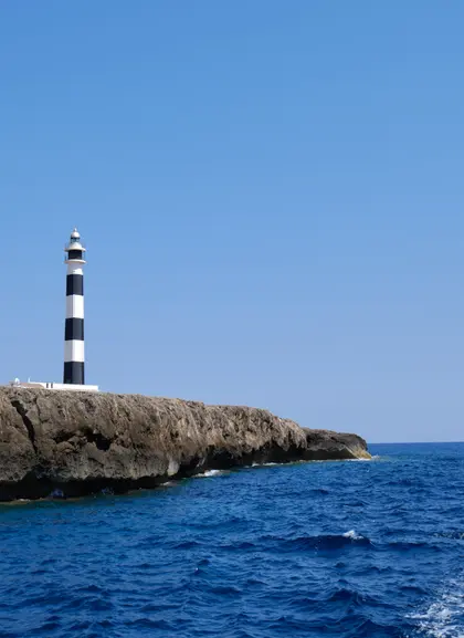 Faro de la Isla de Aire en Menorca.