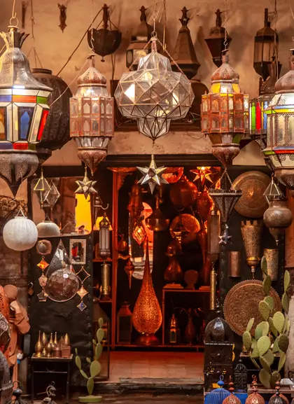 Tienda de lámparas en el Gran Zoco de Marrakech