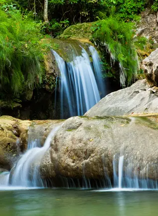 Cascada en el Salto de Soroa, Cuba