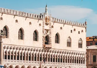 Visitar el Palacio Ducal