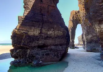 Playa de las Catedrales, playa Santas Aguas, Ribadeo, Lugo, Mar Cantábrico, Galicia.