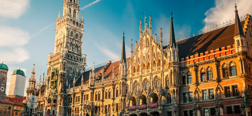 Múnich tournazismo Nuevoayuntamiento Bendiatours