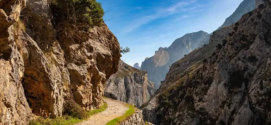 Senda de la Ruta del Cares en los Picos de Europa, Asturias