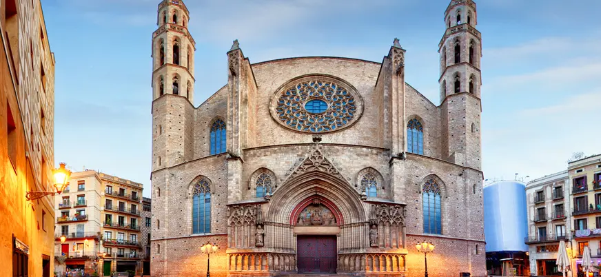 Fachada de Santa María del Mar en Barcelona, Bien de Interés Cultural