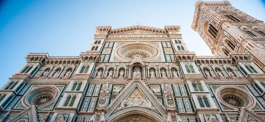 achada del Duomo de Florencia y campanario de Giotto.