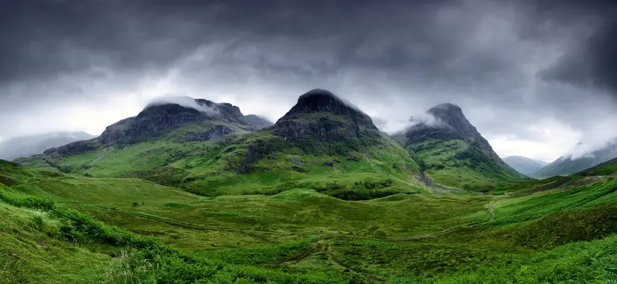 Formación montañosa The Three Sisters, en el Valle de Glen Coe